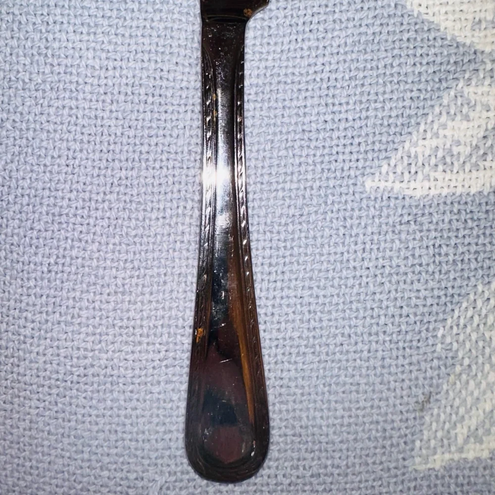 EUC Kitchinox Tableart Seaport Dinner Knife Flatware Silverware Lot Of 4